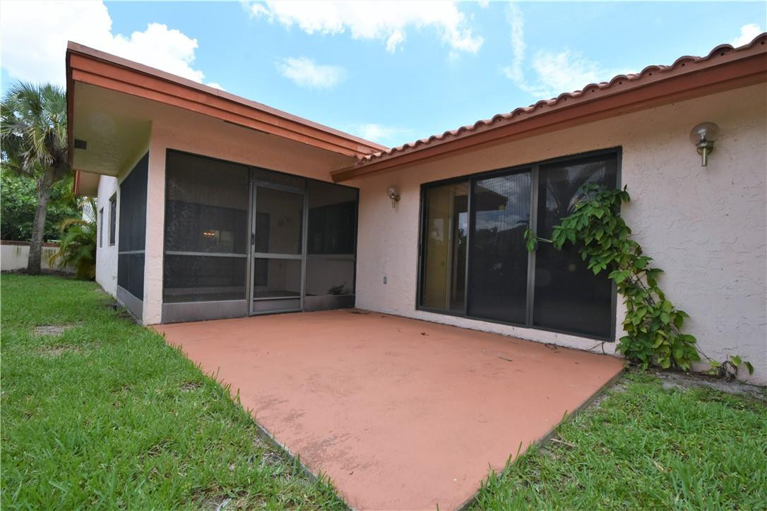 Golf-Tam Village 119-18 B - Residential