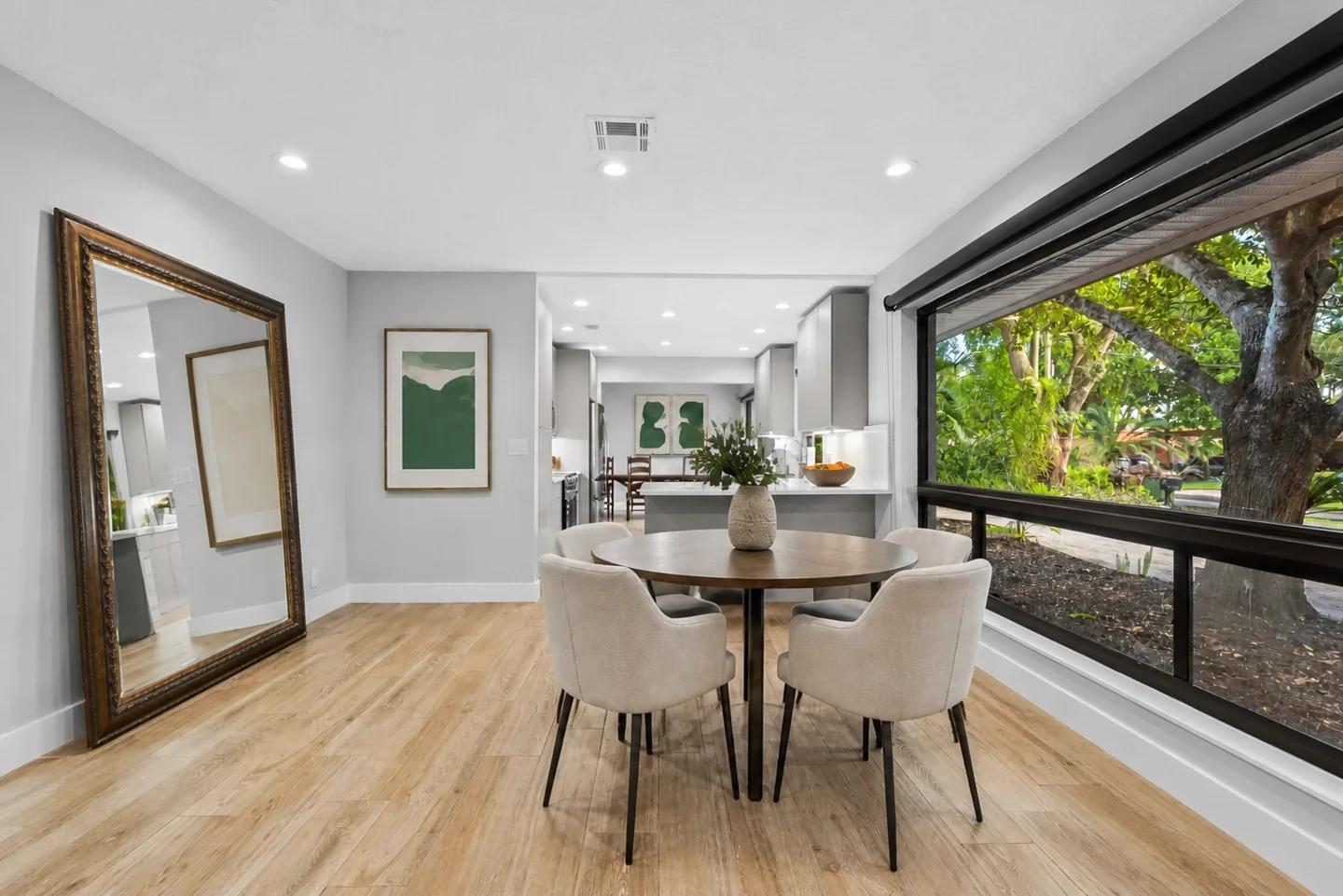 2643 SW 30TH Terrace