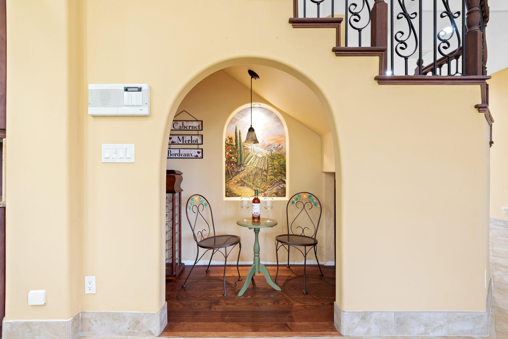 Five Gs 93-10 B - Residential