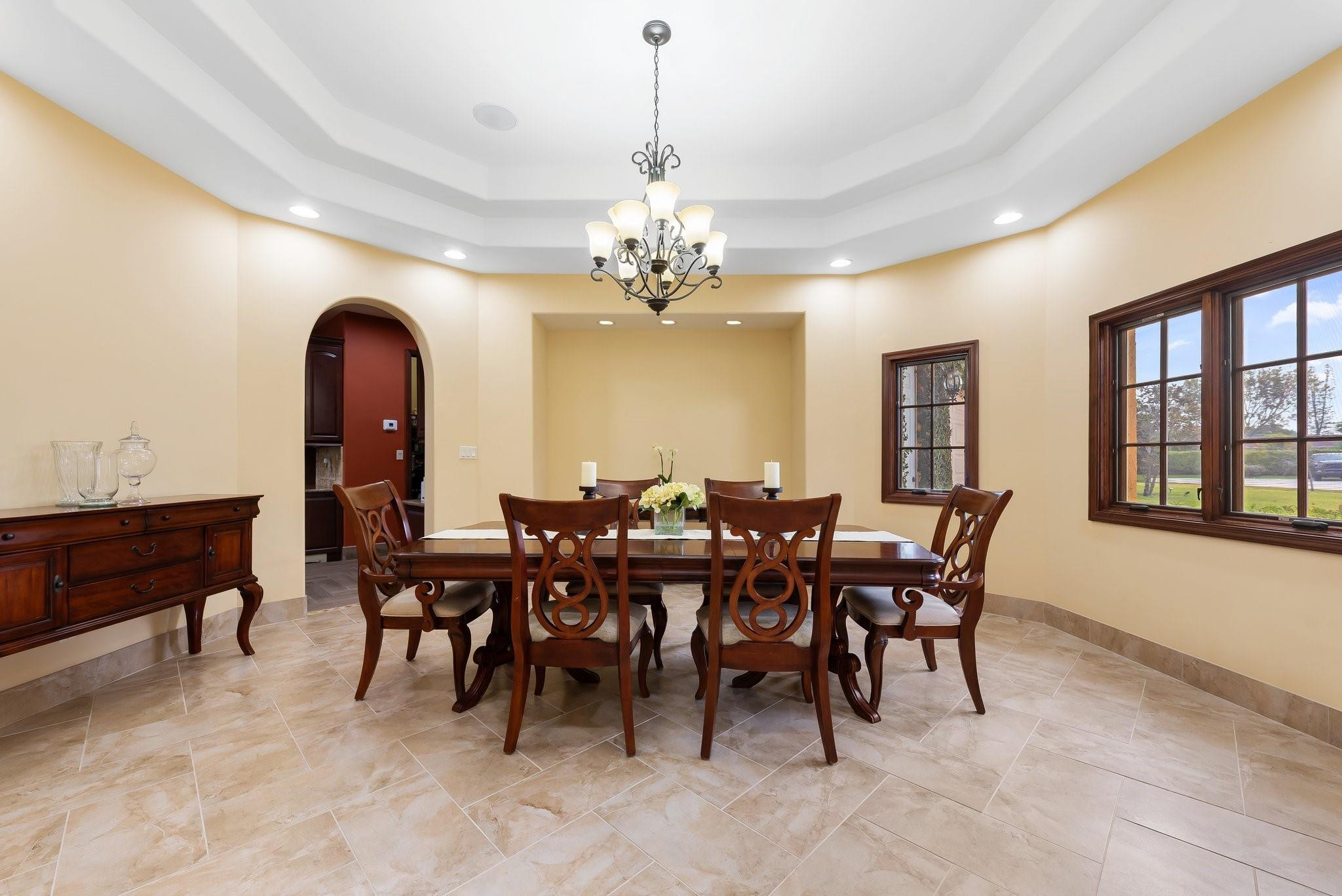 Five Gs 93-10 B - Residential