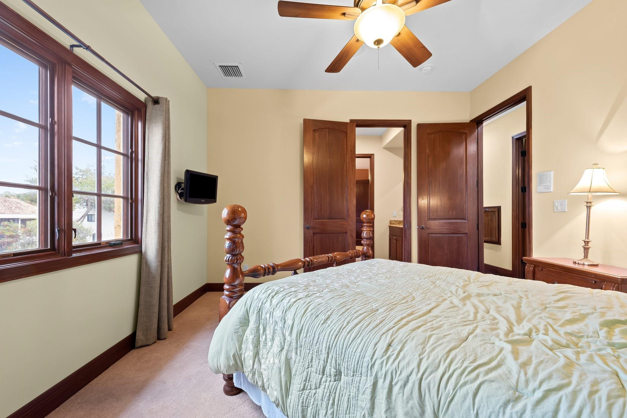 Five Gs 93-10 B - Residential