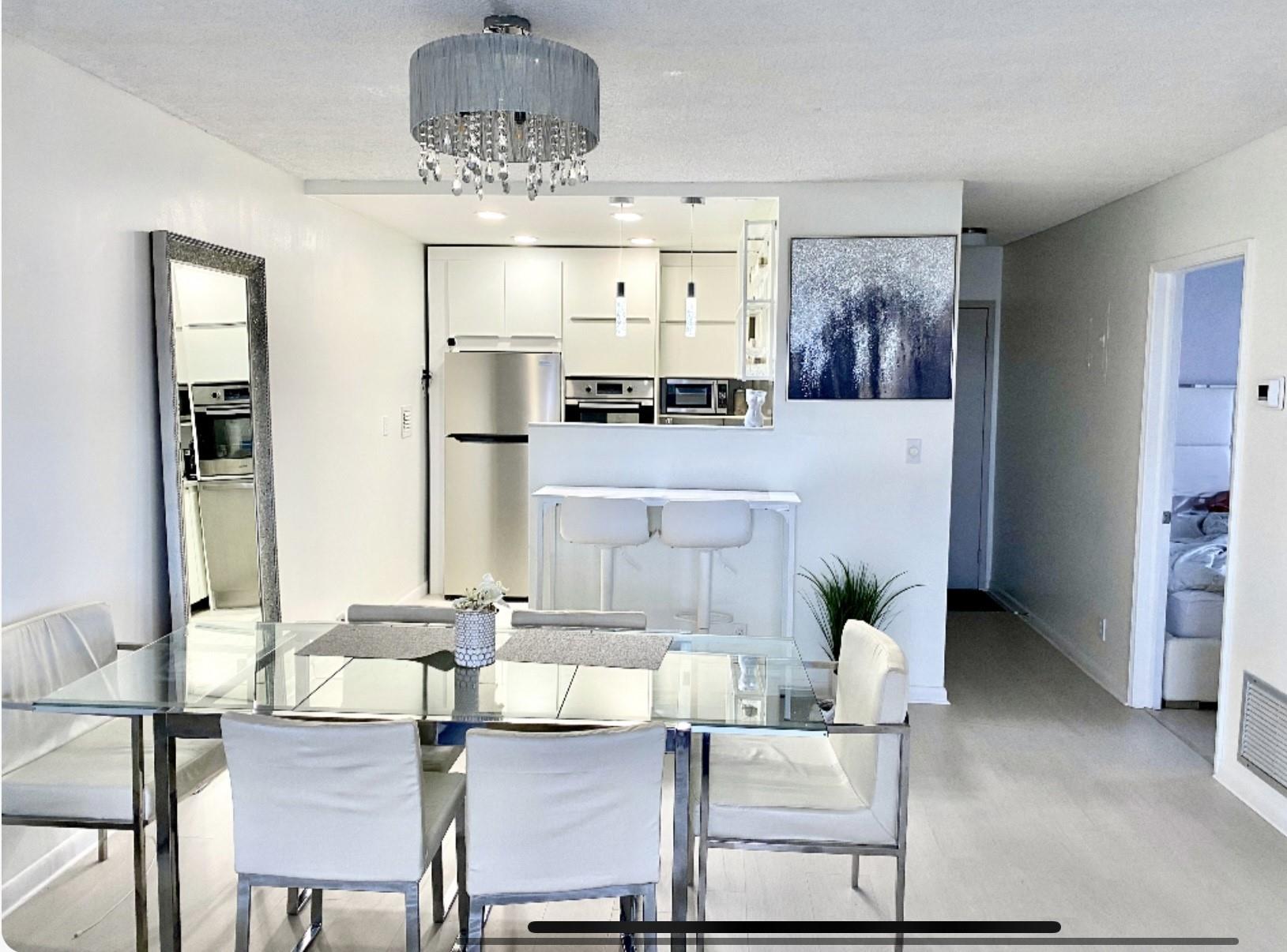 View photos, virtual tours, details... 900 NE 18th Ave 909