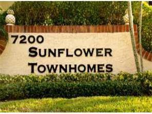 2 Bed/ 2 Bath Town Home located in the City of Boca Raton. Open concept kitchen granite counters. Full size washer and dryer located in the unit for your convenience. Full bath down stairs. Screened in patio. Flooring throughout (no carpet). Minutes to amazing Boca Parks and beaches, town center mall, fine dining, Mizner Park & entertainment. NO PETS, NON SMOKERS ONLY. ANY OCCUPANT OVER THE AGE OF 18 MUST HAVE A CREDIT SCORE OF AT LEAST 680. ALL APPICANTS MUST HAVE A SS# AND PROOF OF INCOME (NOT BANK STATMENTS)TENANT PAYS WATER, SEWER AND TRASH.