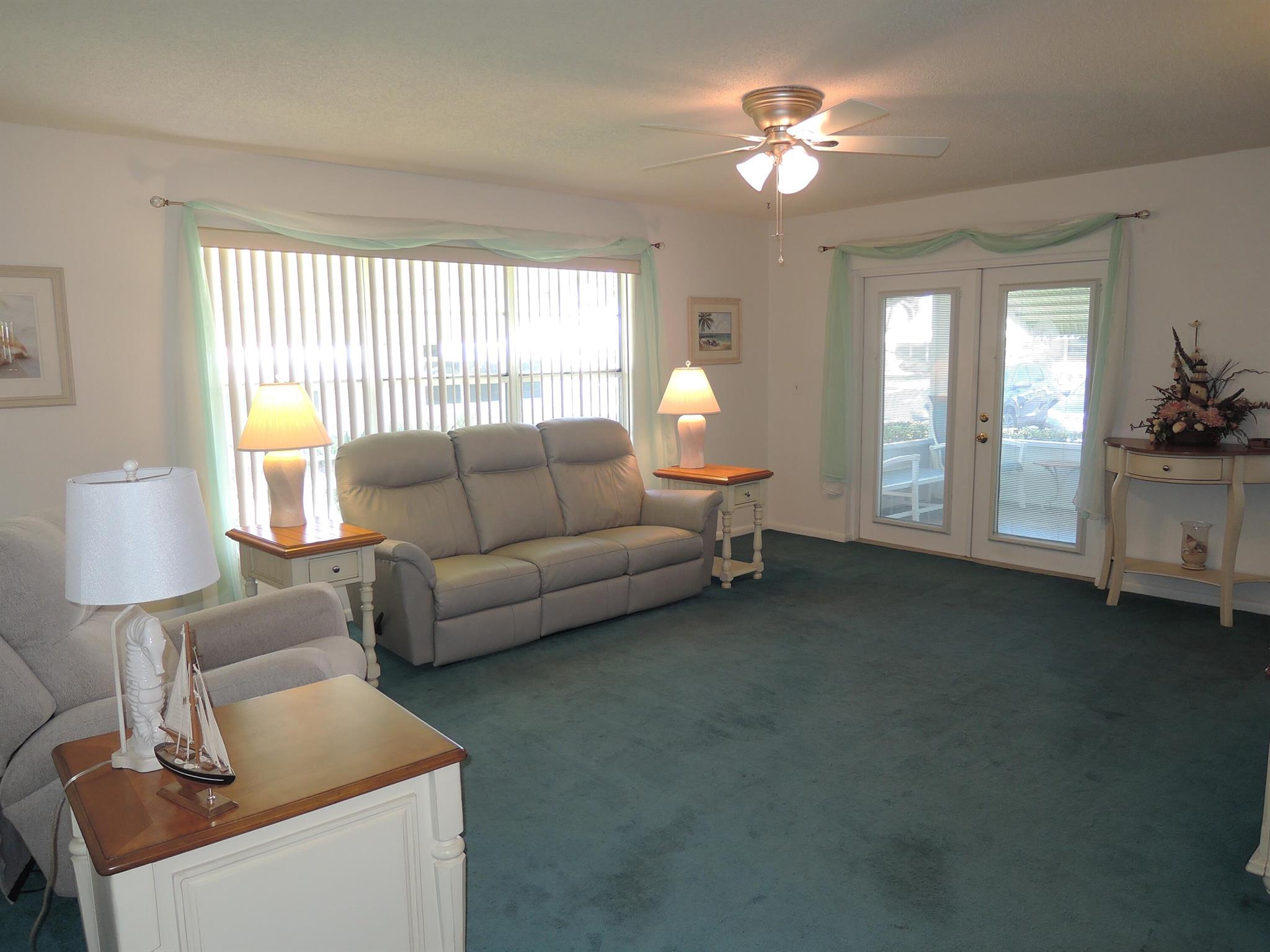 Fort Pierce, Florida 34982, United States, 2 Bedrooms Bedrooms, ,2 BathroomsBathrooms,Residential,Active,209639