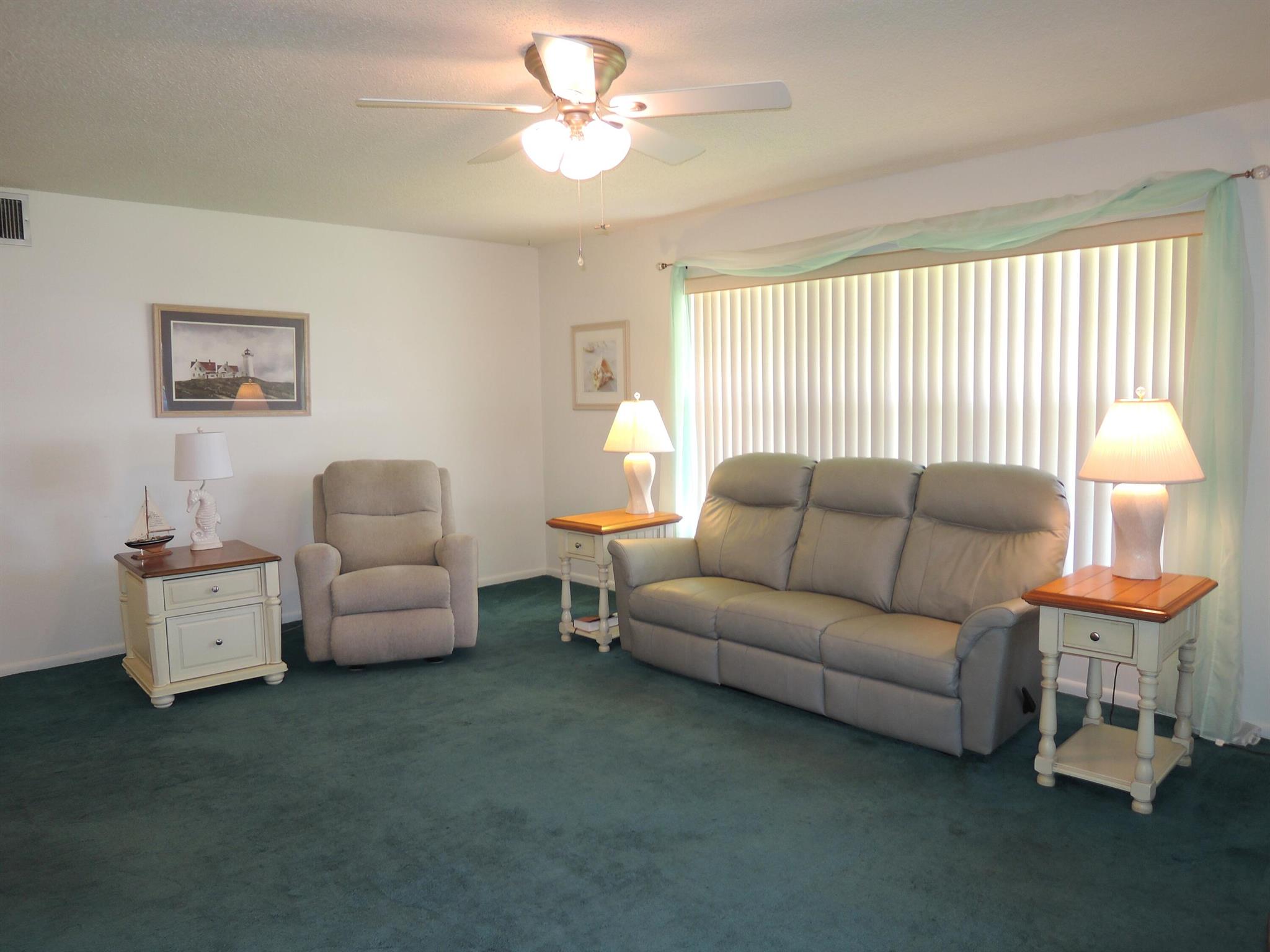 Fort Pierce, Florida 34982, United States, 2 Bedrooms Bedrooms, ,2 BathroomsBathrooms,Residential,Active,209639