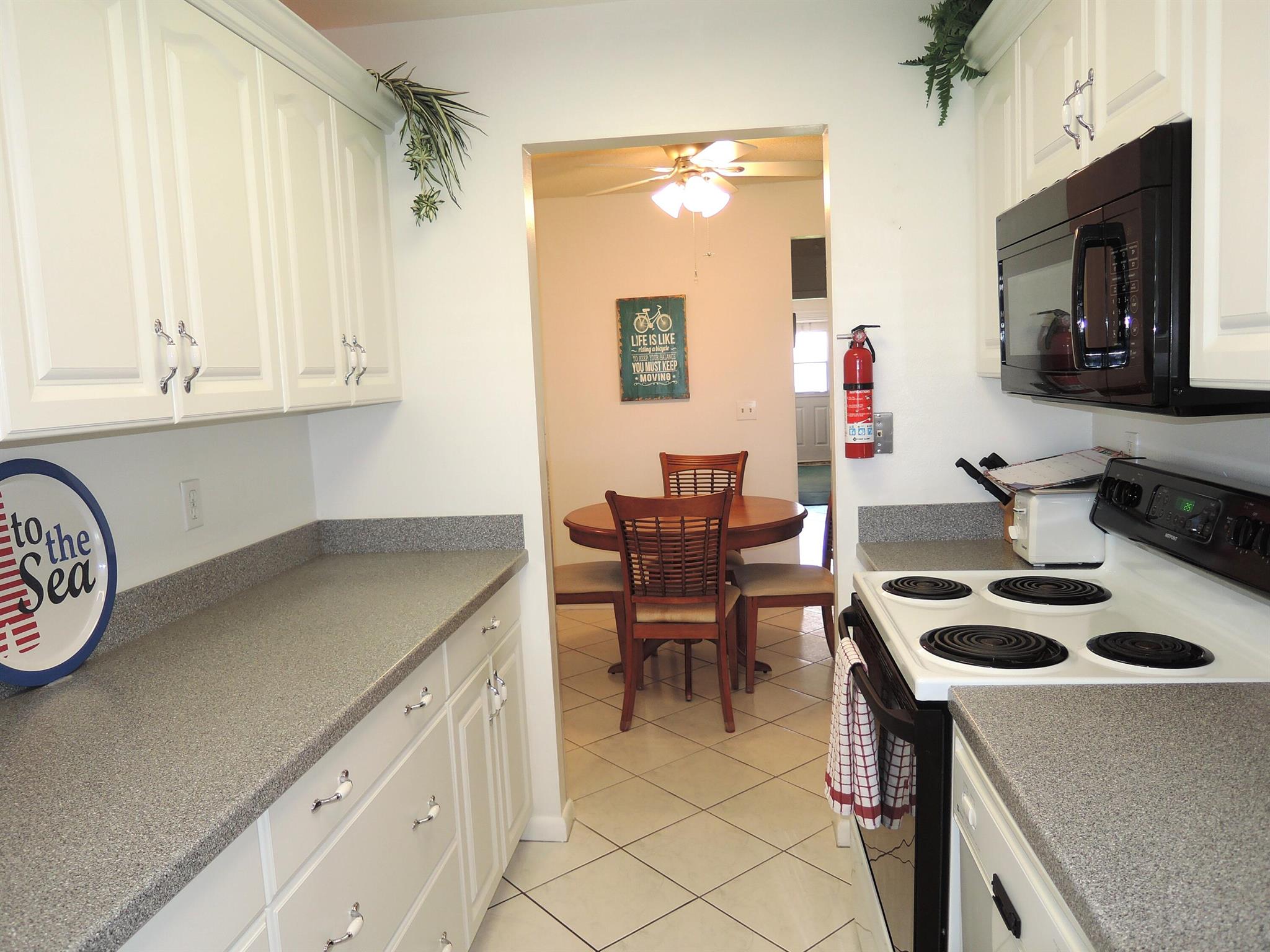 Fort Pierce, Florida 34982, United States, 2 Bedrooms Bedrooms, ,2 BathroomsBathrooms,Residential,Active,209639