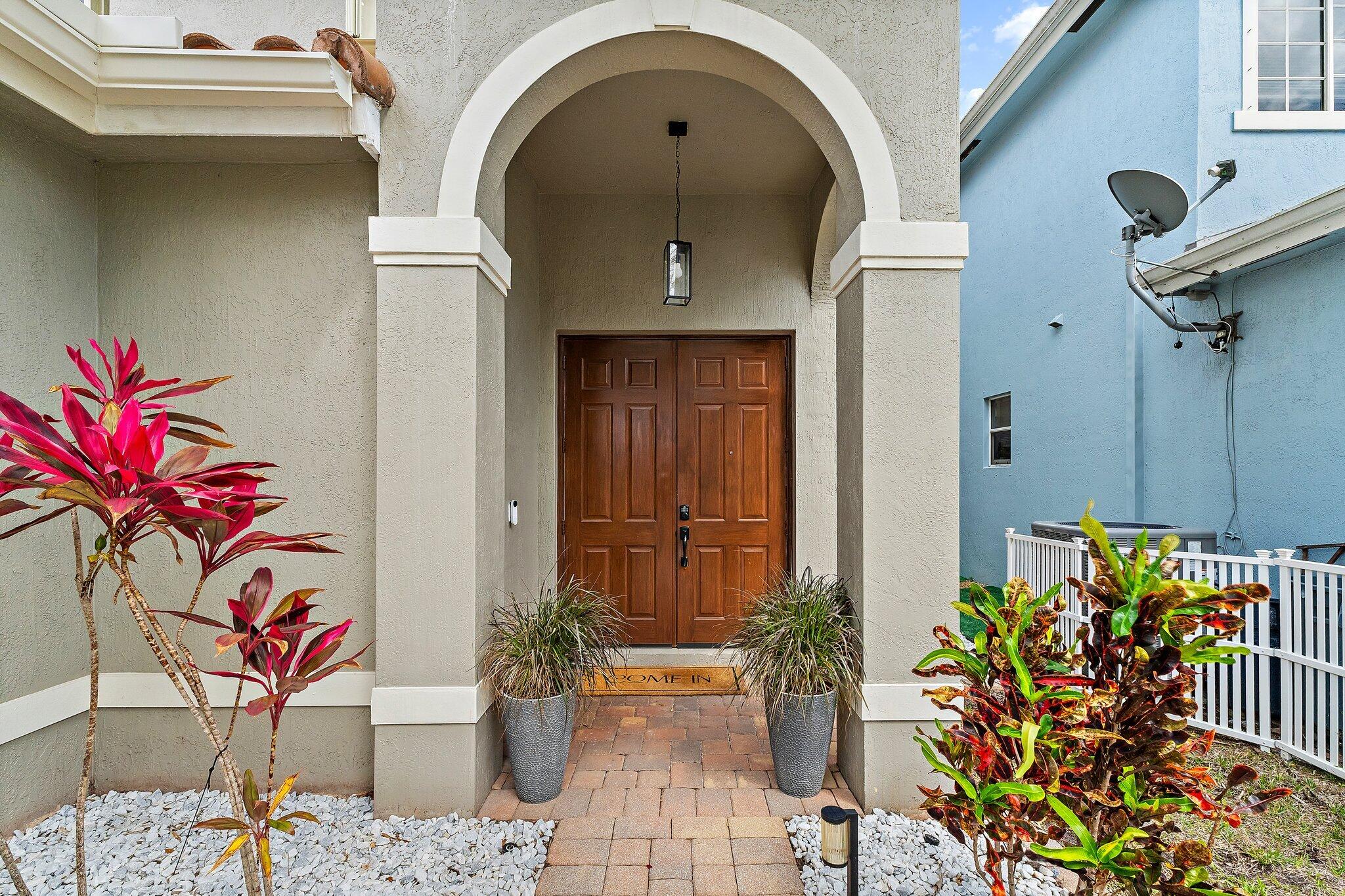 2783 SW Butterfly Lane