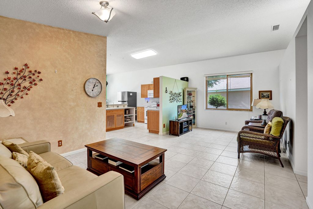 Photo of 8066 Stirrup Cay Court, Boynton Beach, FL 33436 (MLS # R11093455)