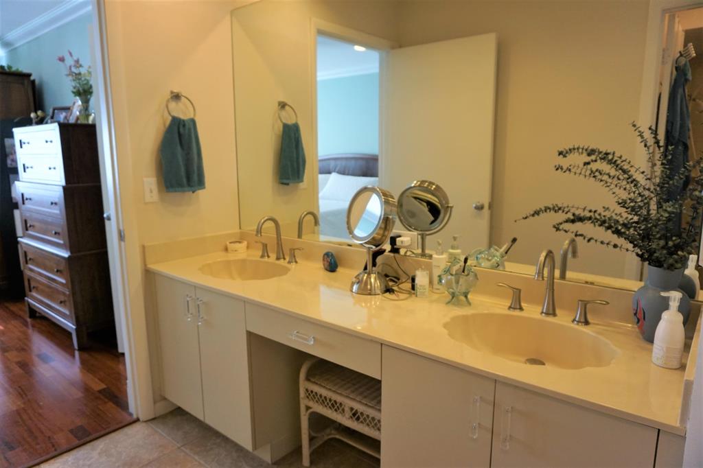 EAGLE LAKE - Residential