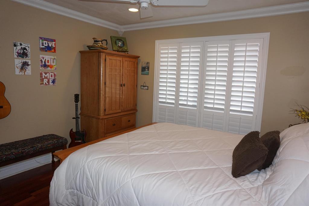 EAGLE LAKE - Residential