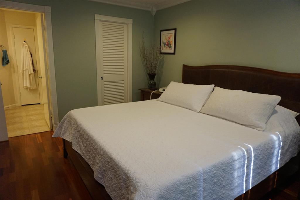 EAGLE LAKE - Residential