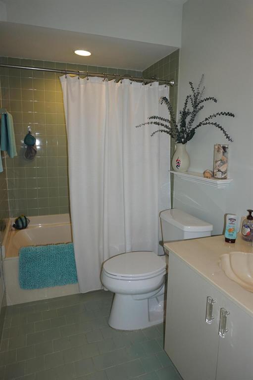 EAGLE LAKE - Residential