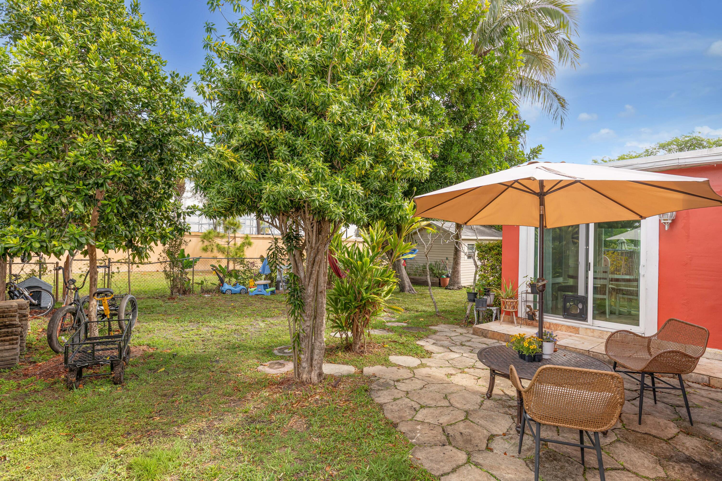 HILLSIDE PARK - Residential