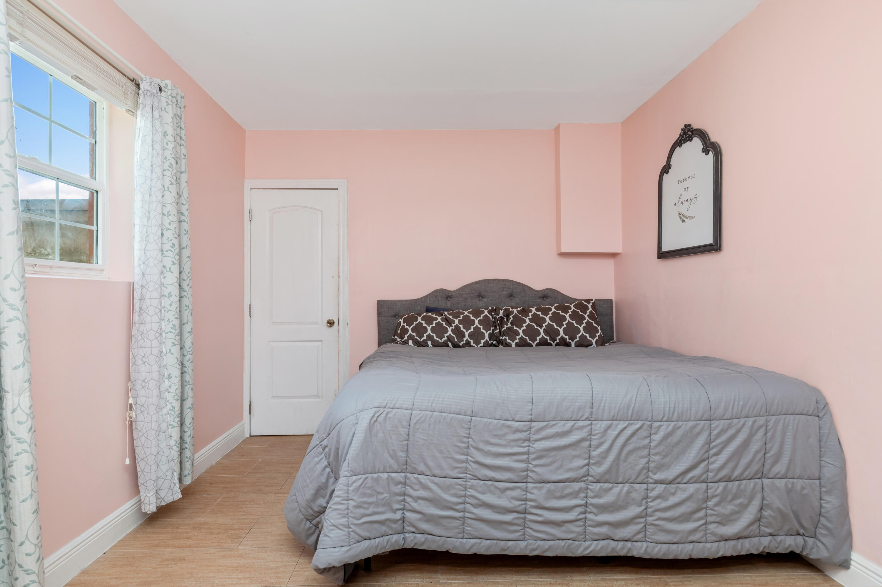 HILLSIDE PARK - Residential