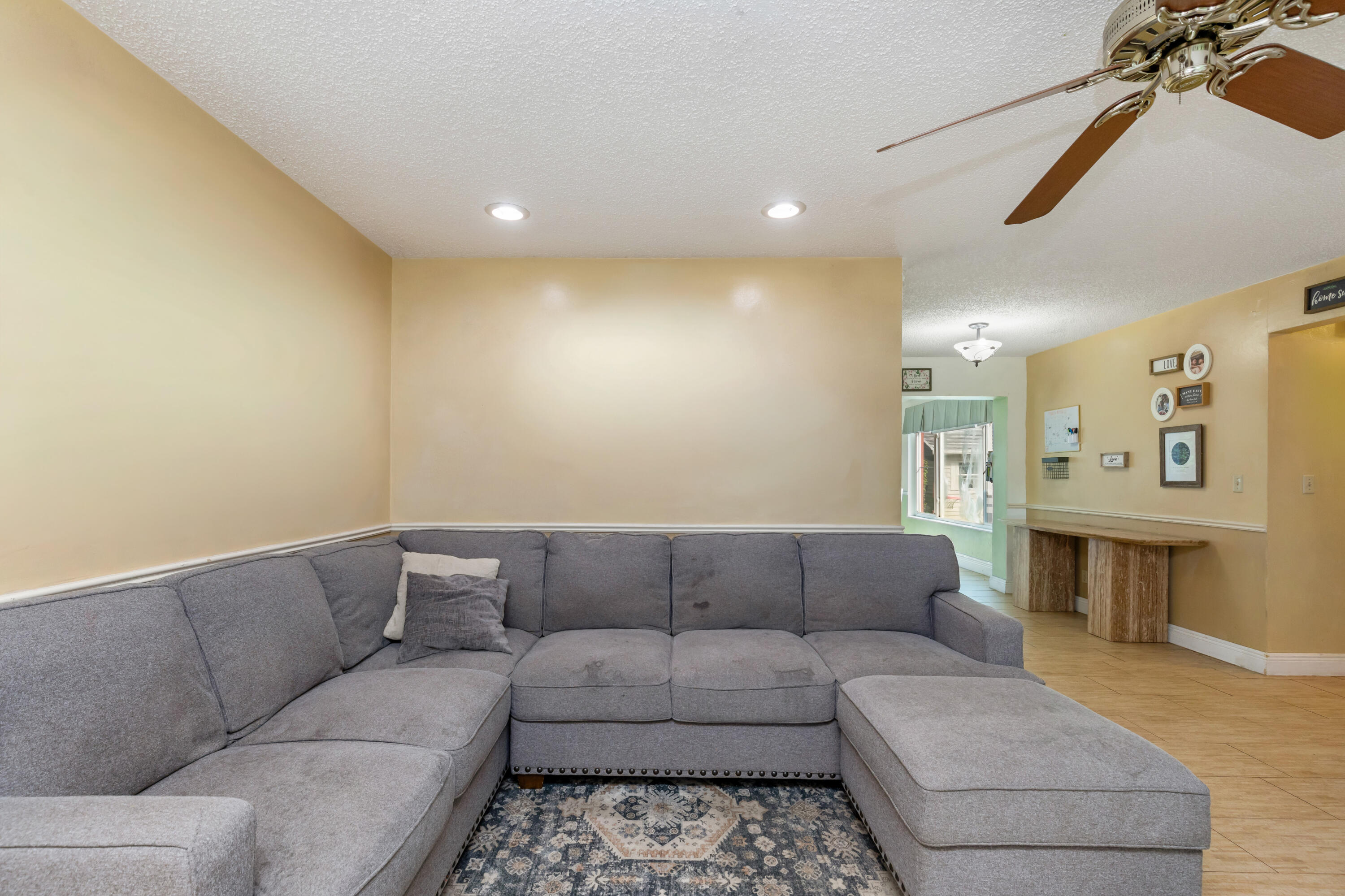 HILLSIDE PARK - Residential