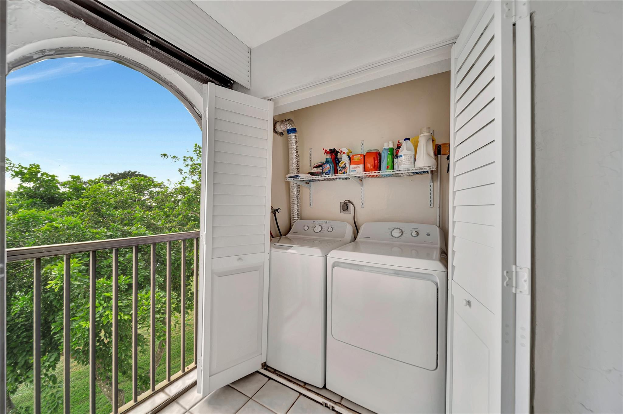 Lakes of Environ - Residential