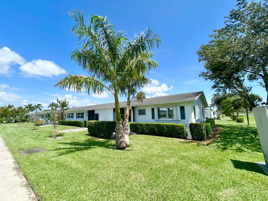 Photo of 2766 Emory Drive E #L, West Palm Beach, FL 33415 (MLS # B26055032)
