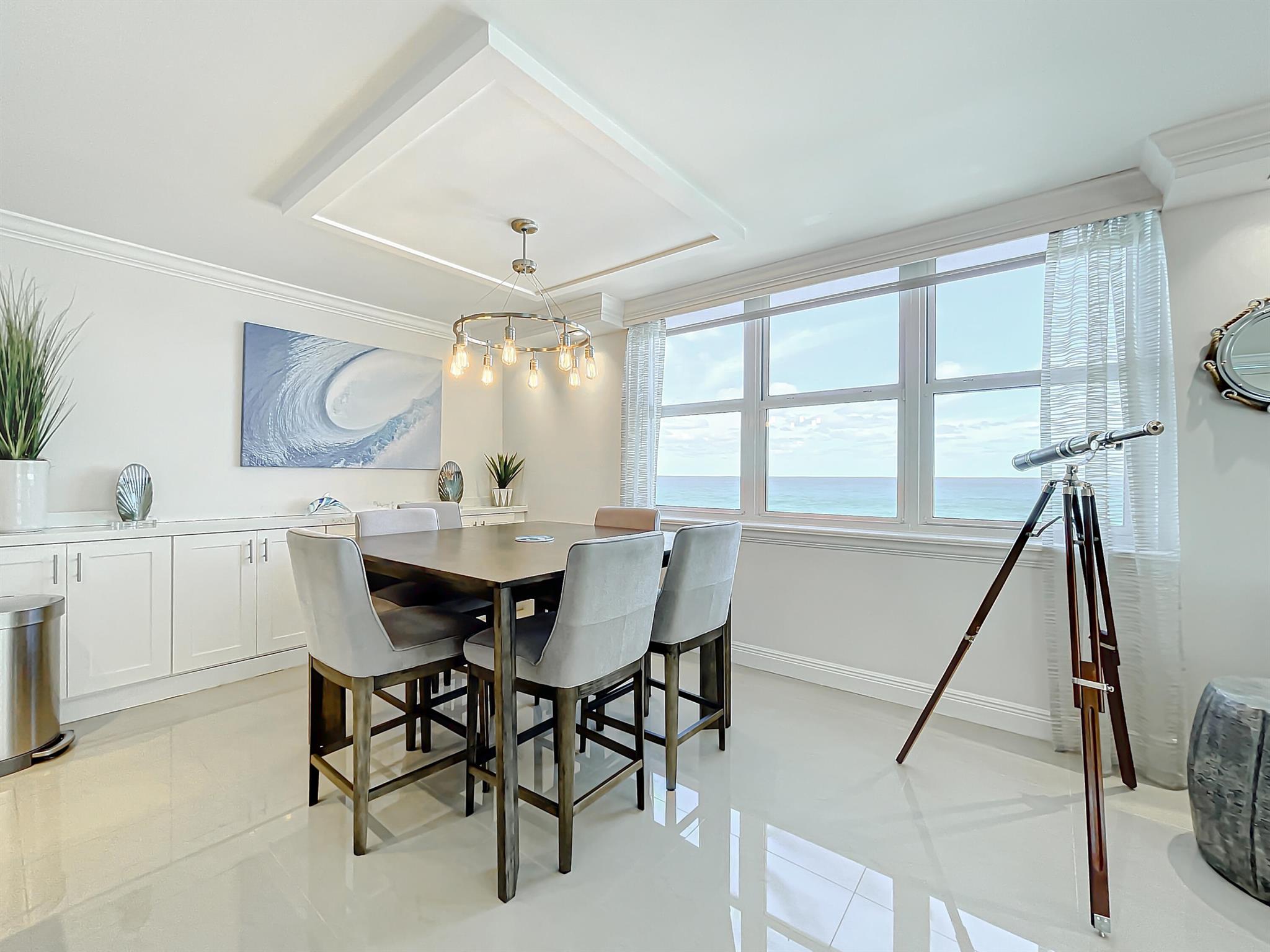 AQUARIUS CONDO - Residential