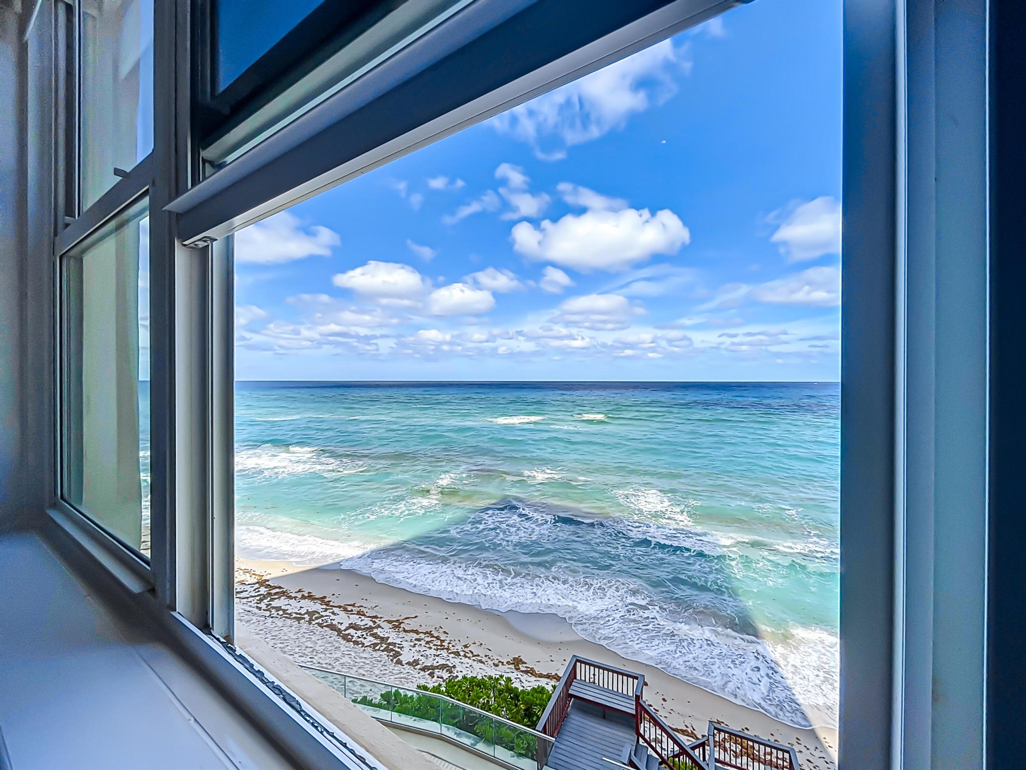 AQUARIUS CONDO - Residential
