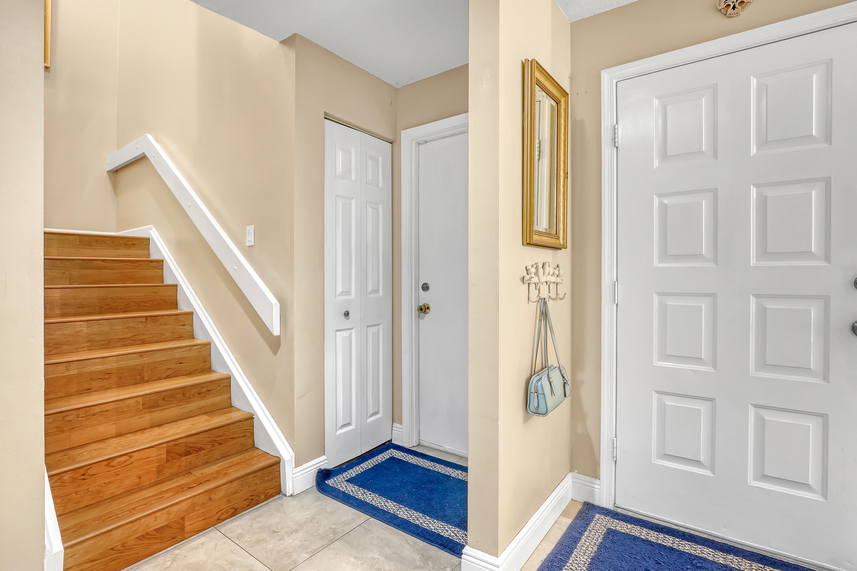 Properties 949 Honeytree Lane A