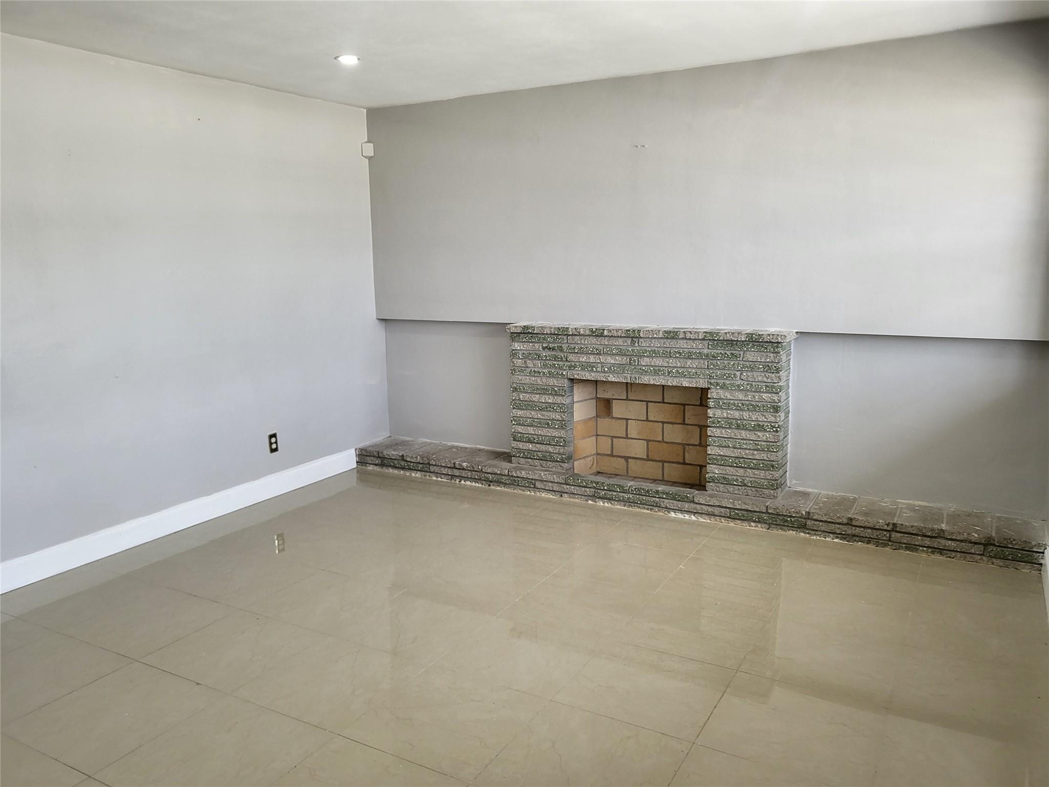 Sierra Mirada - Residential Lease