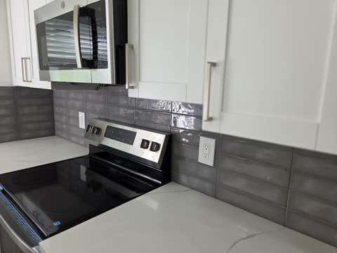 Tiny photo for 205 ELLESMERE E #205, Deerfield Beach, FL 33442 (MLS # B26064617)