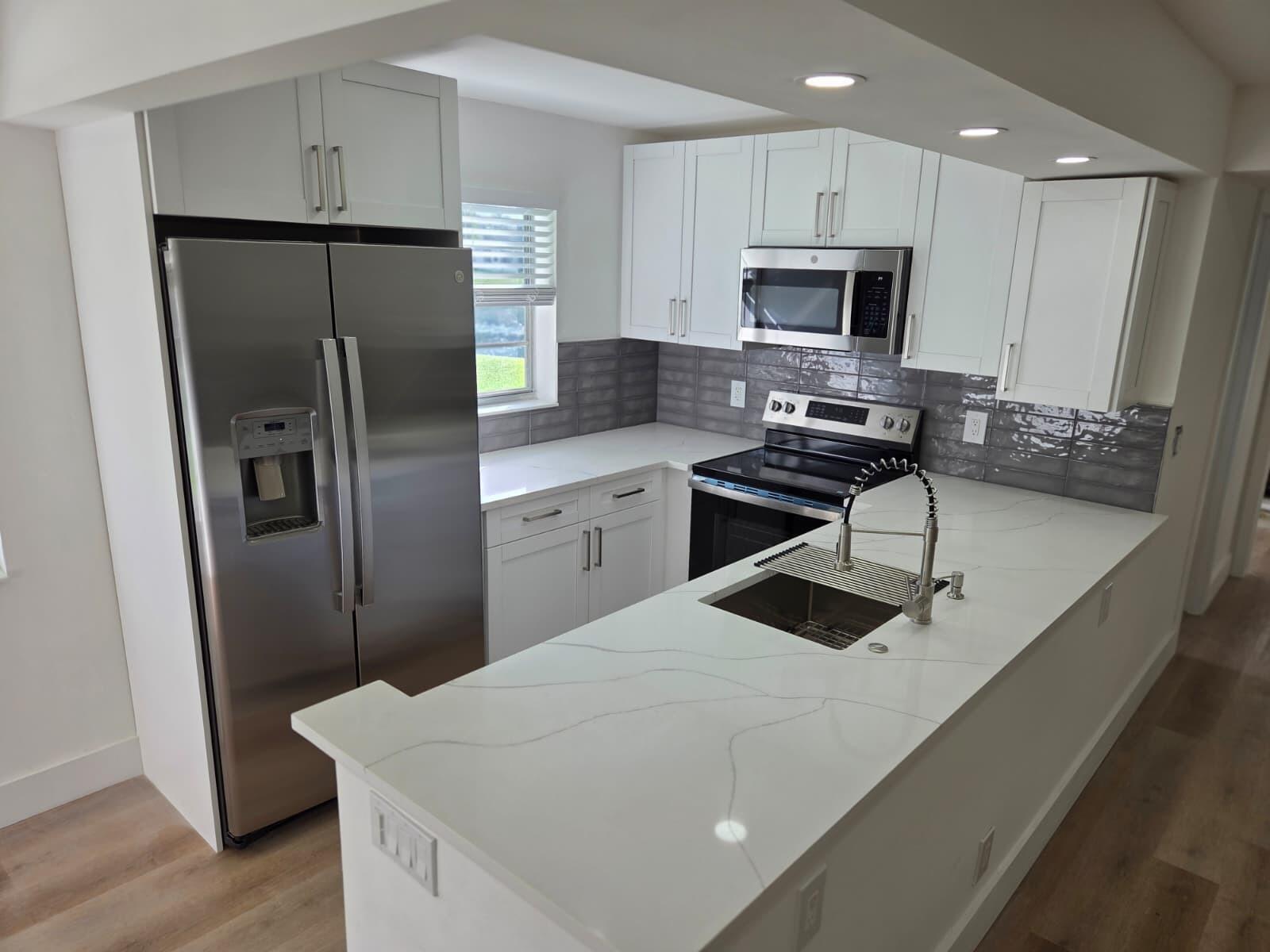 205 ELLESMERE E 205