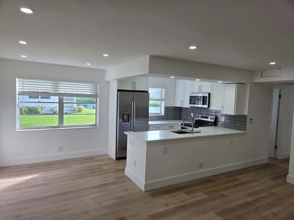 Photo of 205 ELLESMERE E #205, Deerfield Beach, FL 33442 (MLS # B26064617)