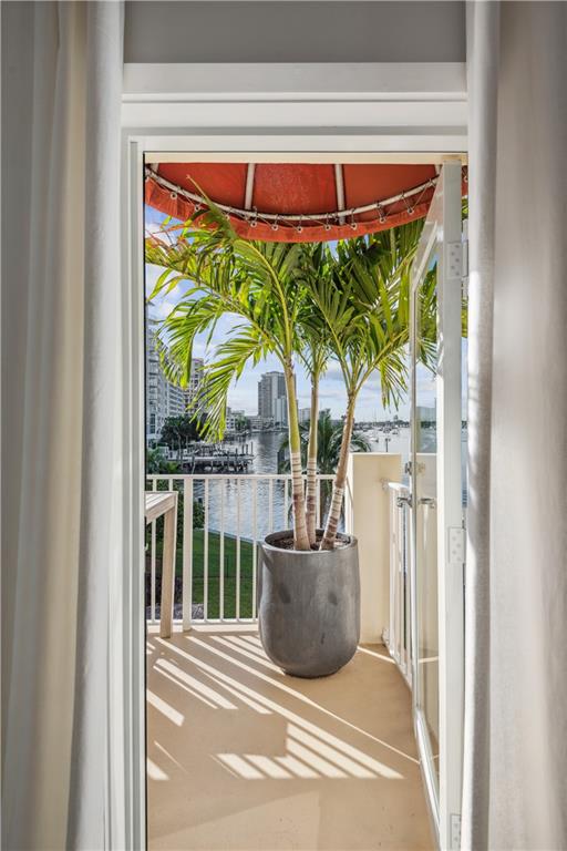 Fort Lauderdale Yacht & B - Residential