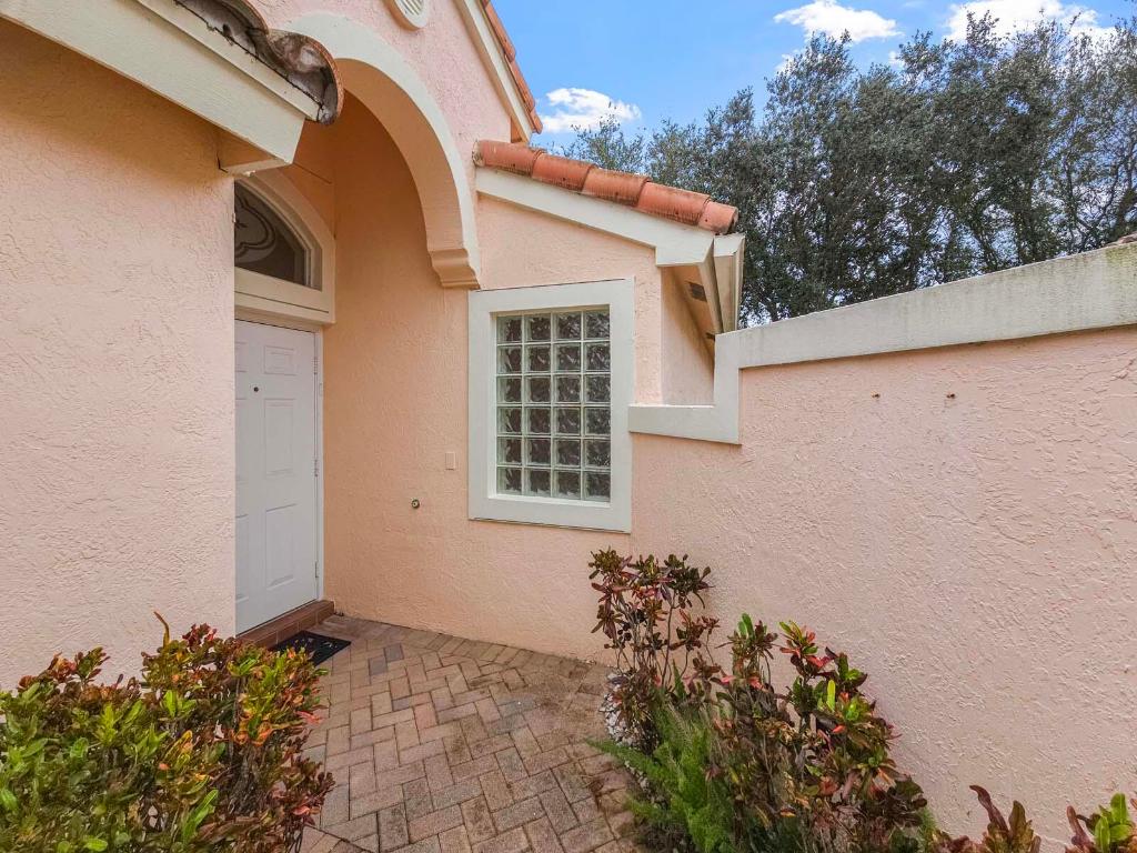 5178 Pelican Cove Drive