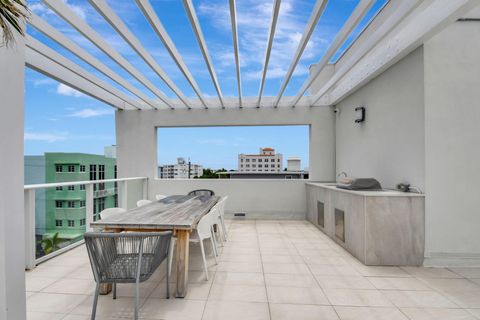 A home in Lake Worth Beach