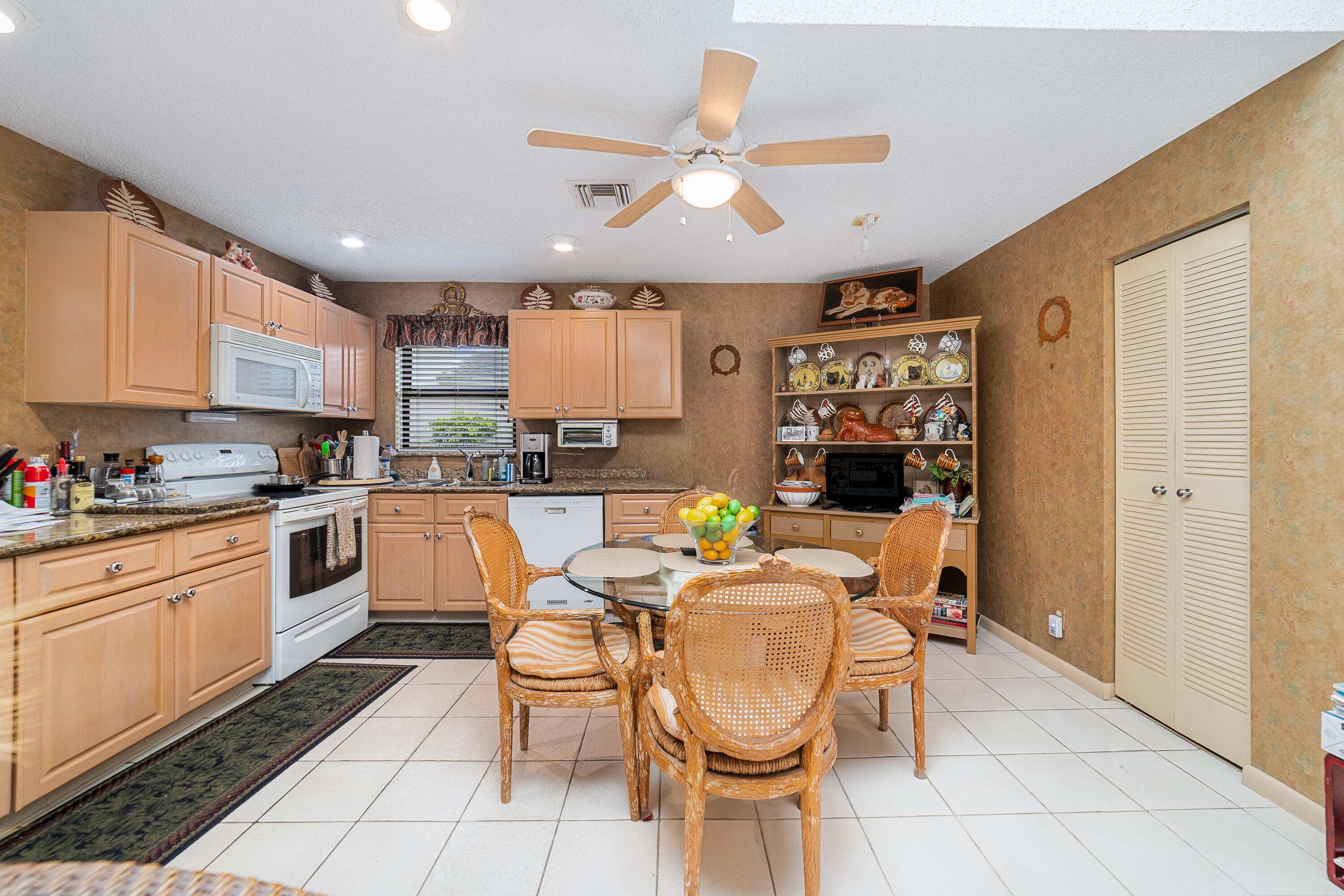 WILDWOOD OF DEER CREEK - Residential