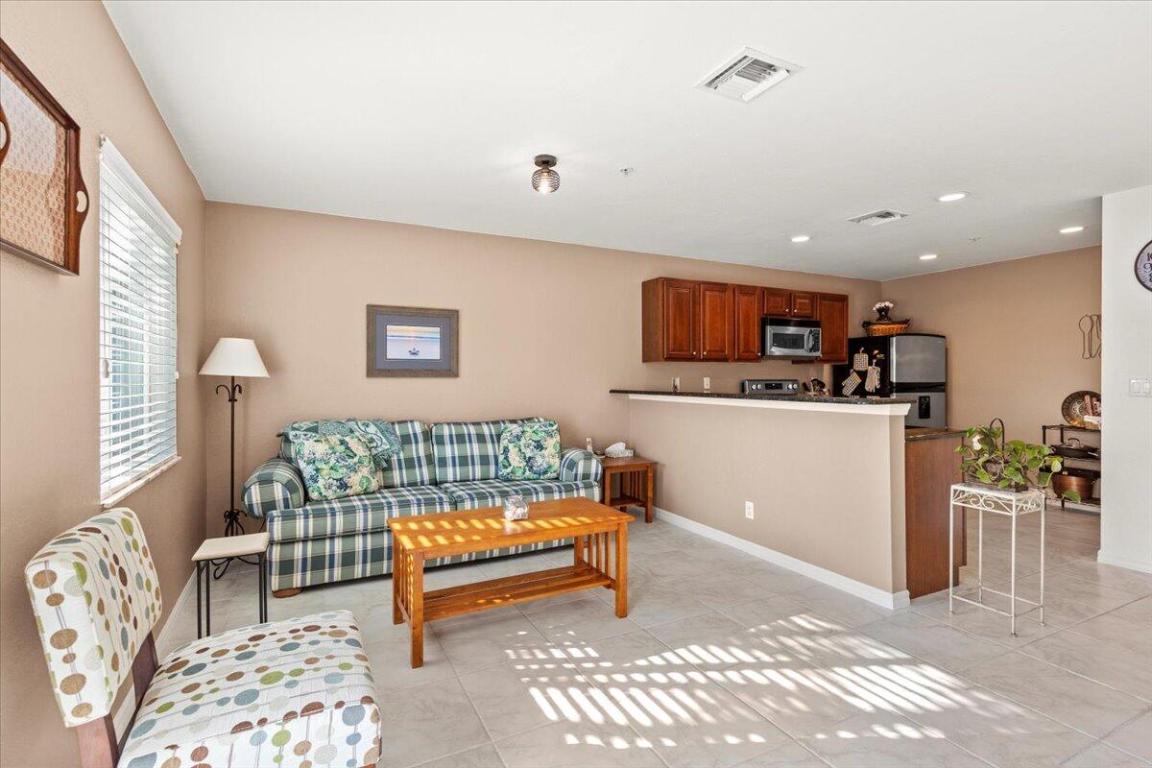 MARTINS CROSSING - Residential