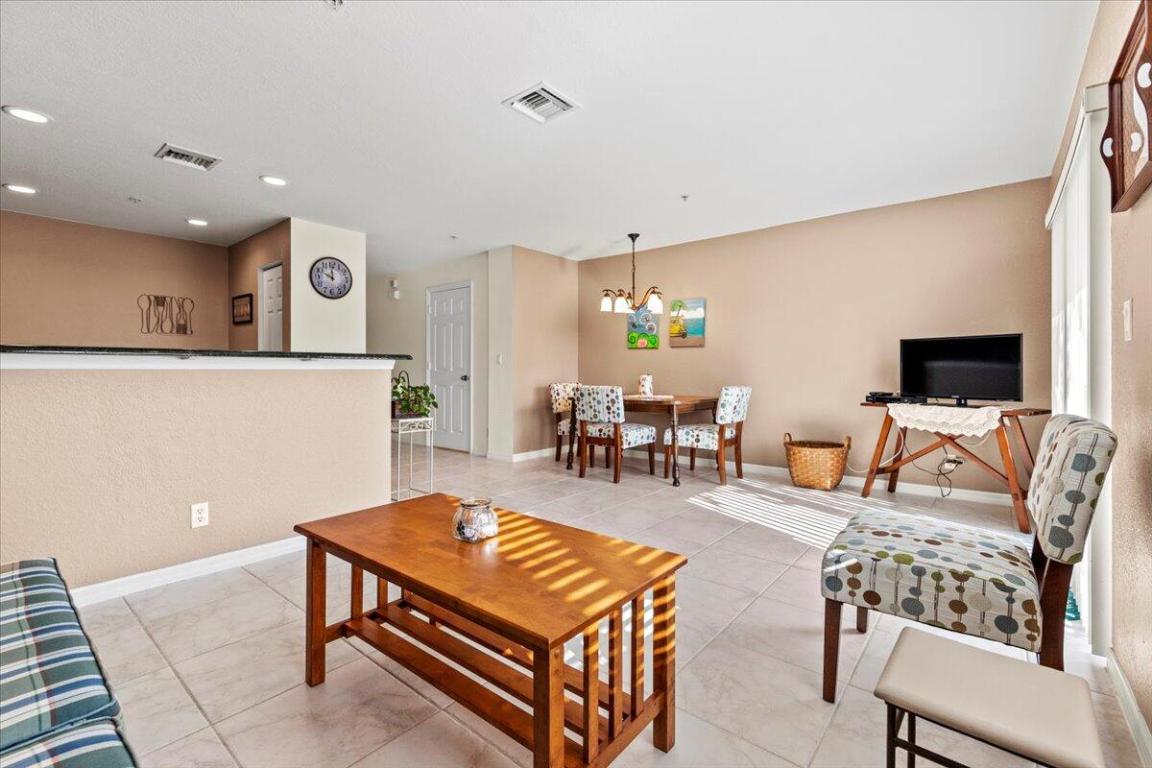 MARTINS CROSSING - Residential