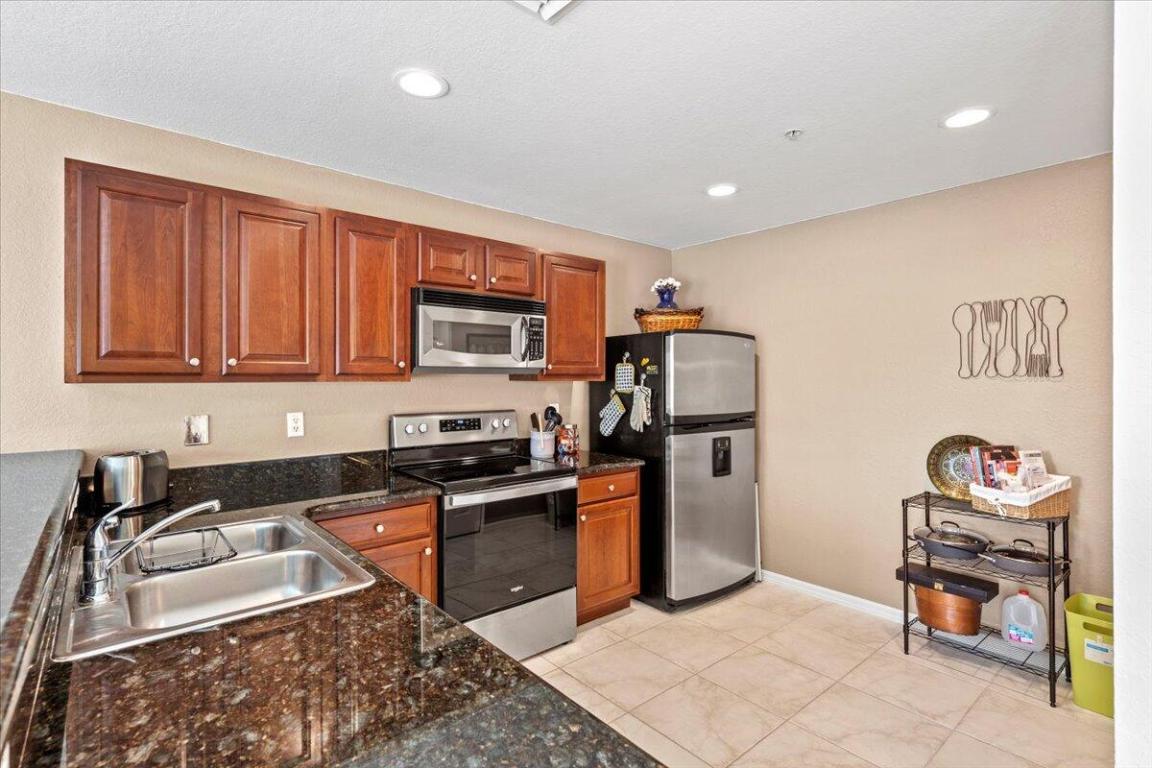 MARTINS CROSSING - Residential