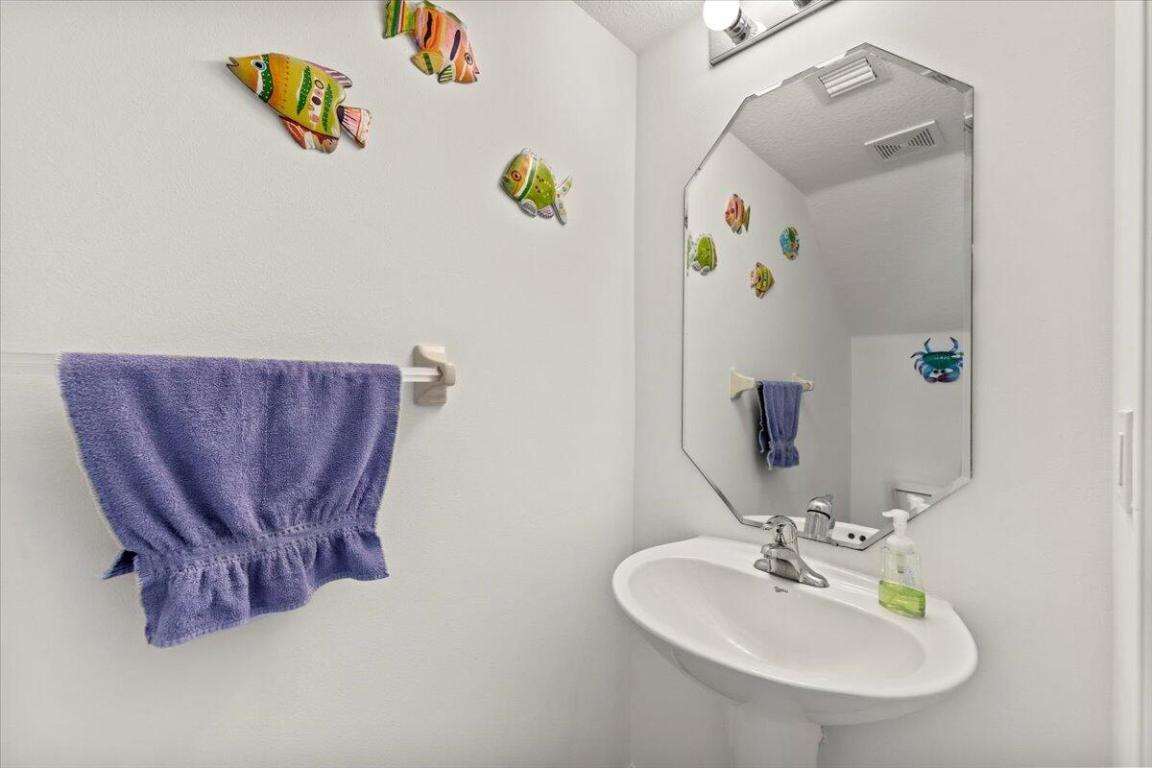 MARTINS CROSSING - Residential