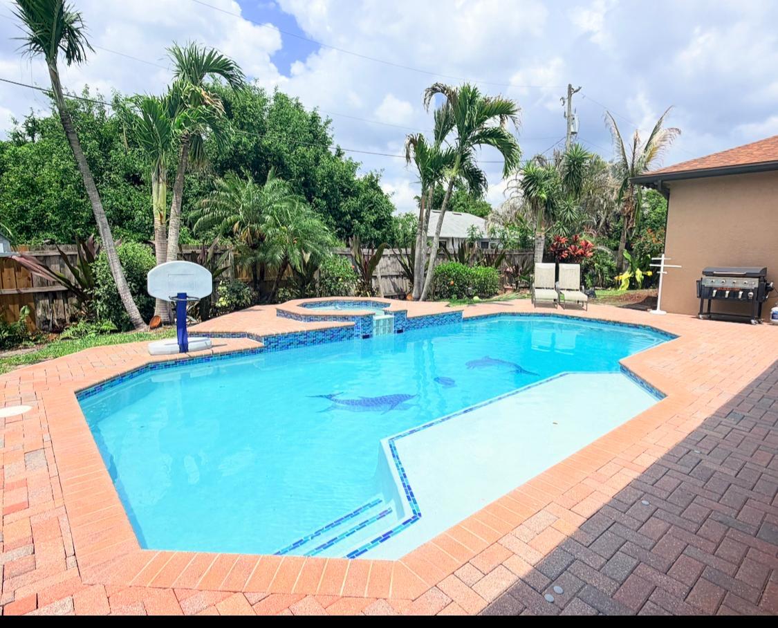 PORT ST LUCIE SECTION 14 - Residential Lease