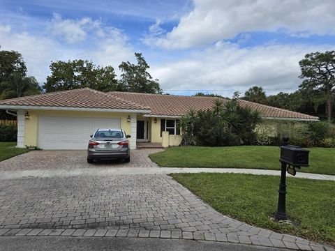 6935 Corto Circle Boca Raton FL 33433