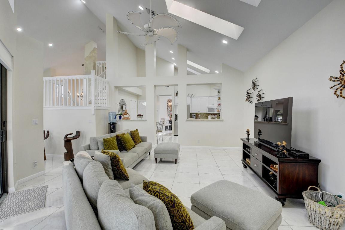 FAIRWAY BEND - Residential