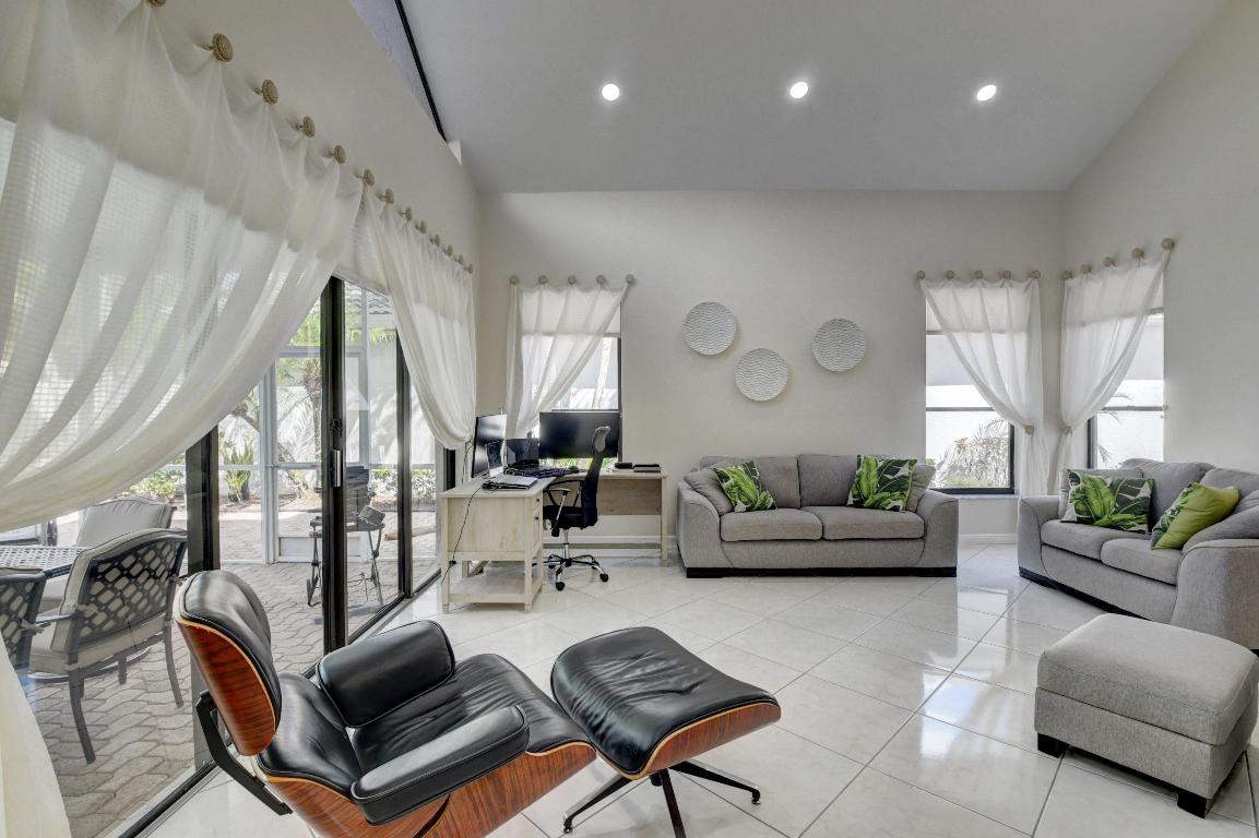 FAIRWAY BEND - Residential