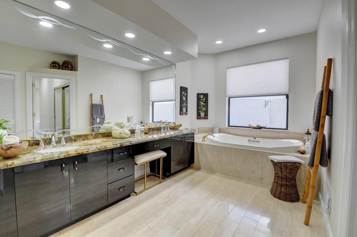 FAIRWAY BEND - Residential