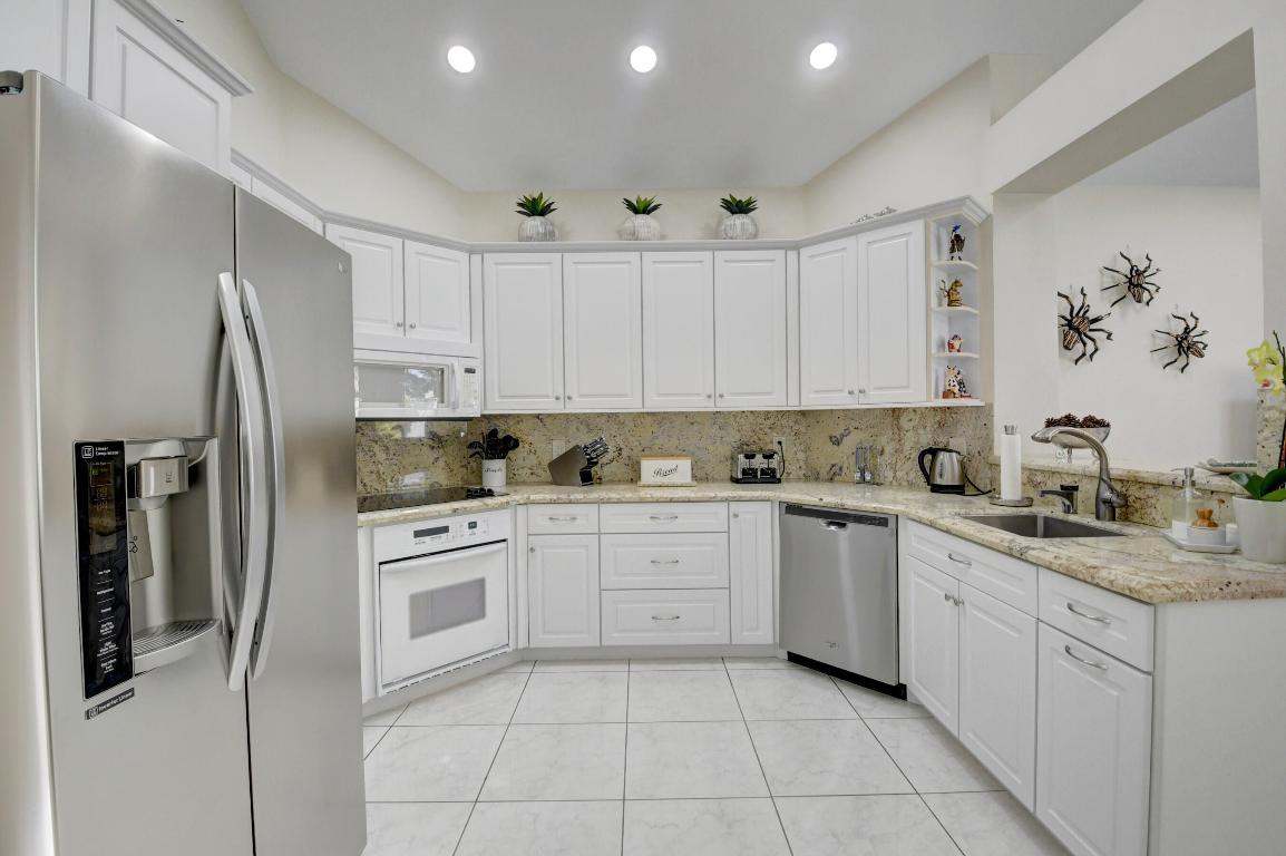 FAIRWAY BEND - Residential