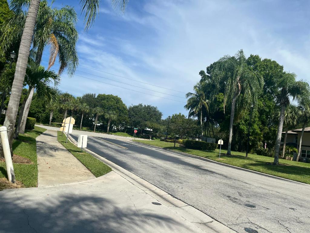 STAMFORD AT ROYAL PALM BEACH - Residential