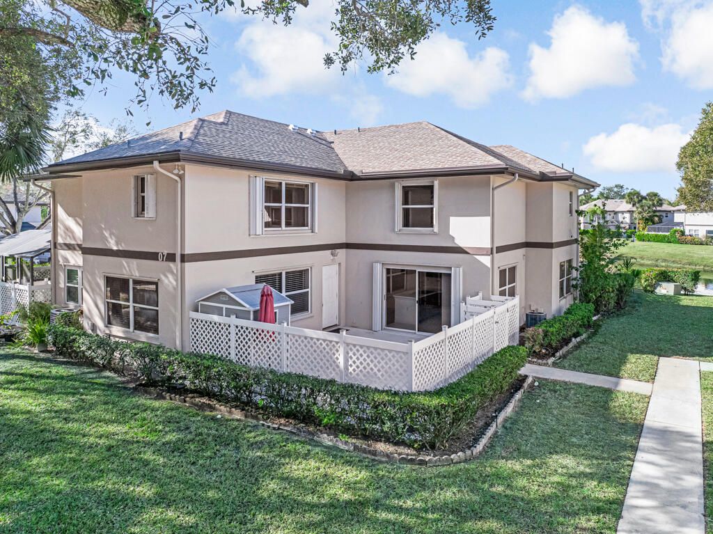 Photo of 7 Amherst Court #Apt A, Royal Palm Beach, FL 33411 (MLS # R11149987)