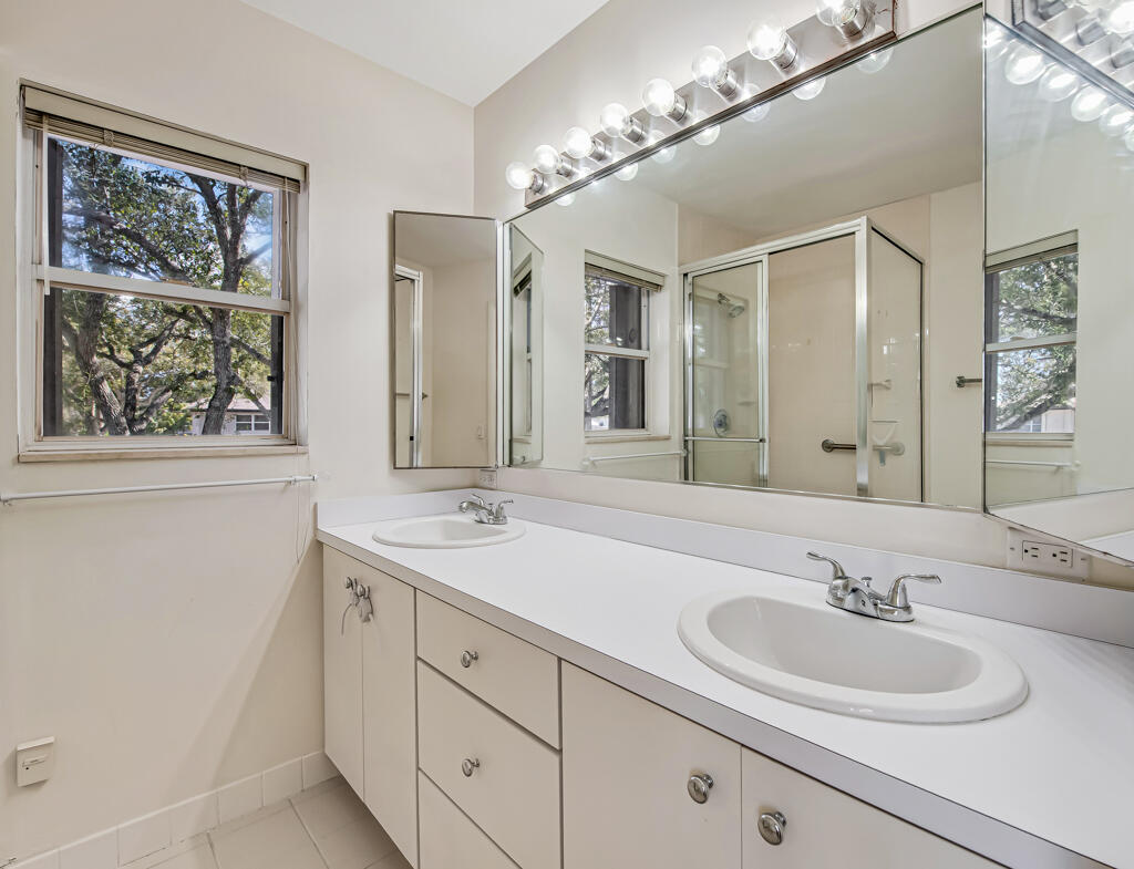 STAMFORD AT ROYAL PALM BEACH - Residential