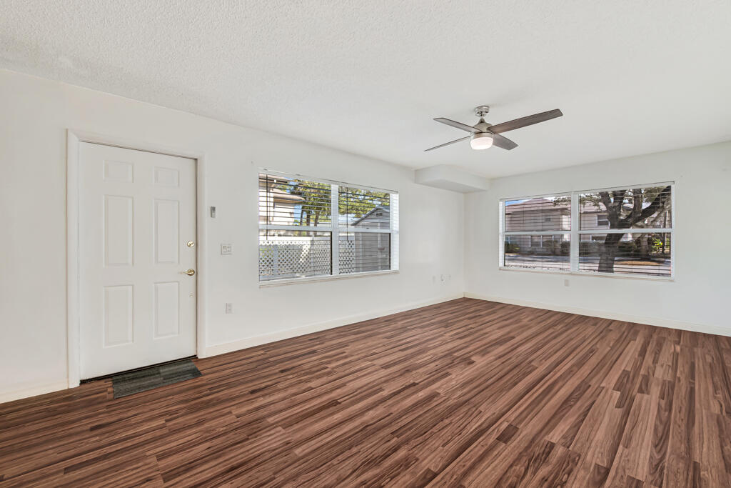 STAMFORD AT ROYAL PALM BEACH - Residential