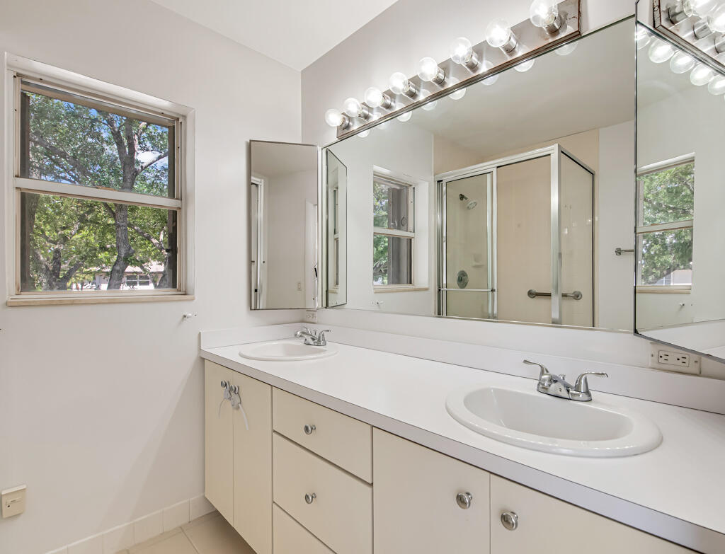 STAMFORD AT ROYAL PALM BEACH - Residential