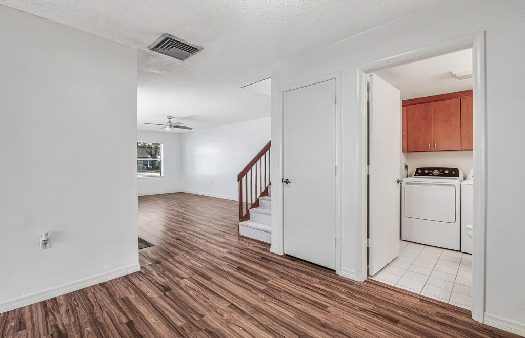 STAMFORD AT ROYAL PALM BEACH - Residential