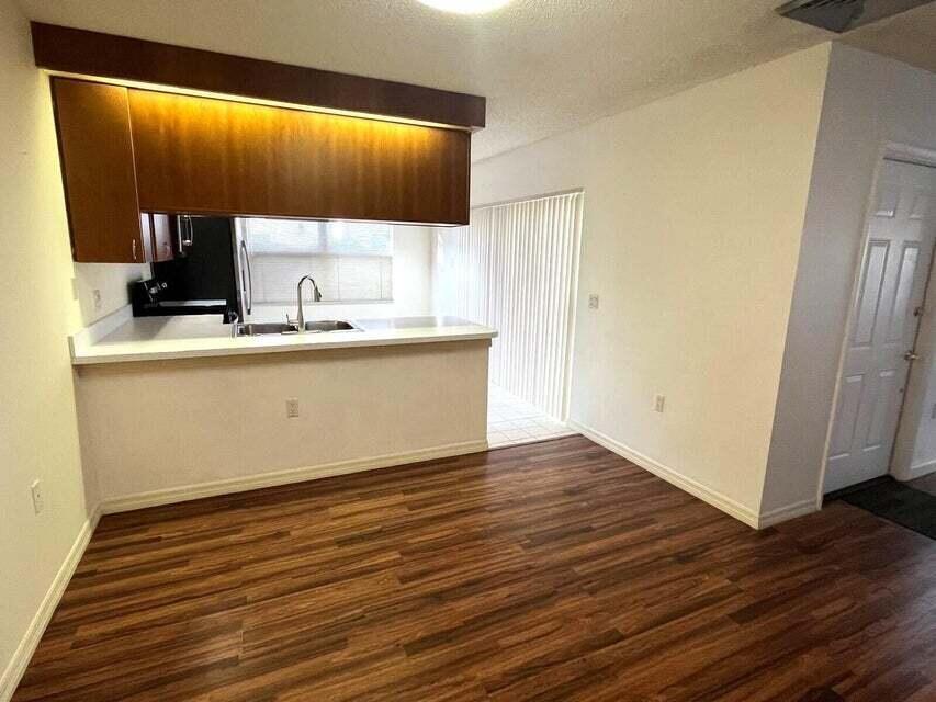 STAMFORD AT ROYAL PALM BE - Residential