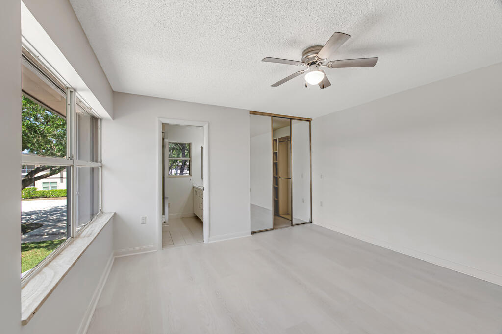 STAMFORD AT ROYAL PALM BEACH - Residential